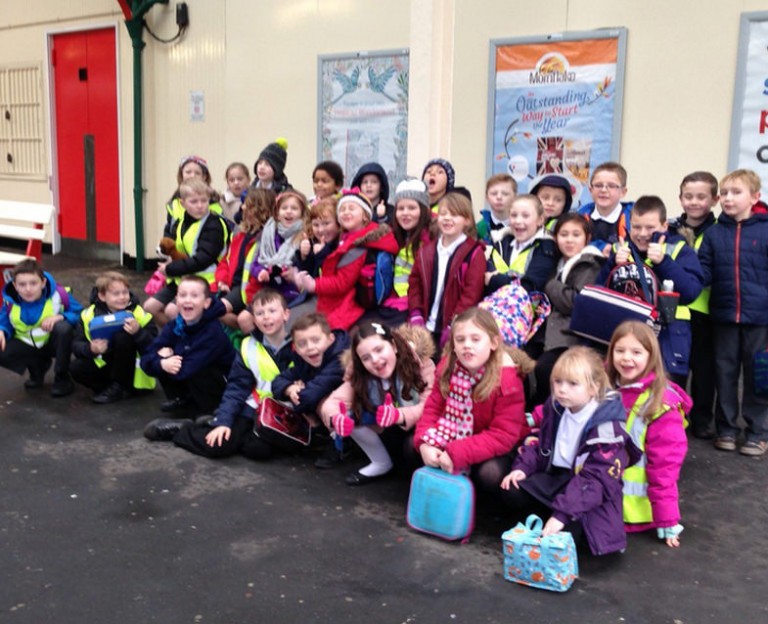 Taster rail trip for Paignton school children - Devon and Cornwall Rail ...